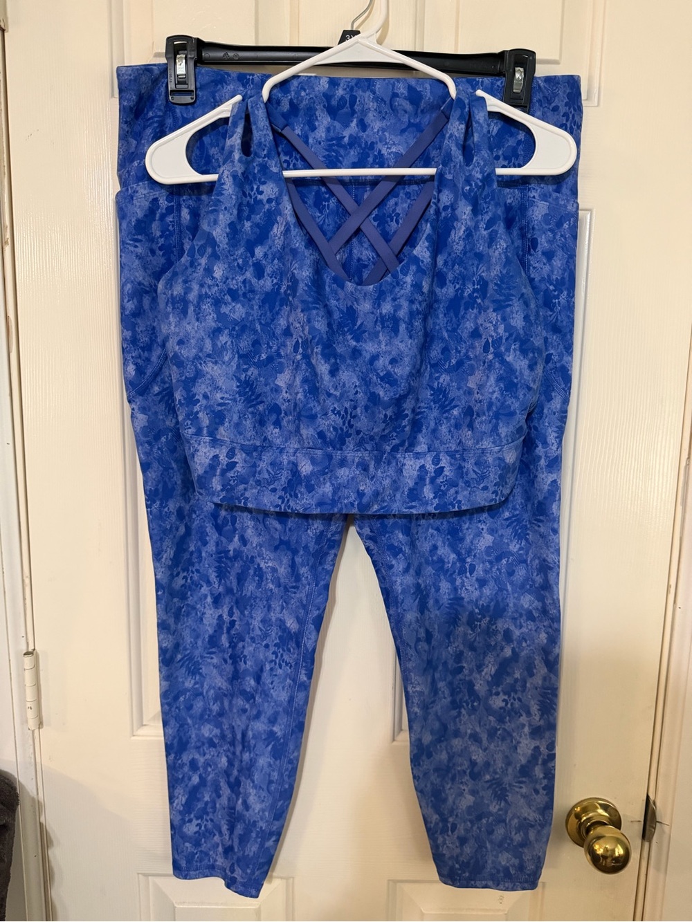 Blue Floral-Print Athletic Jumpsuit Set with Crisscross Back